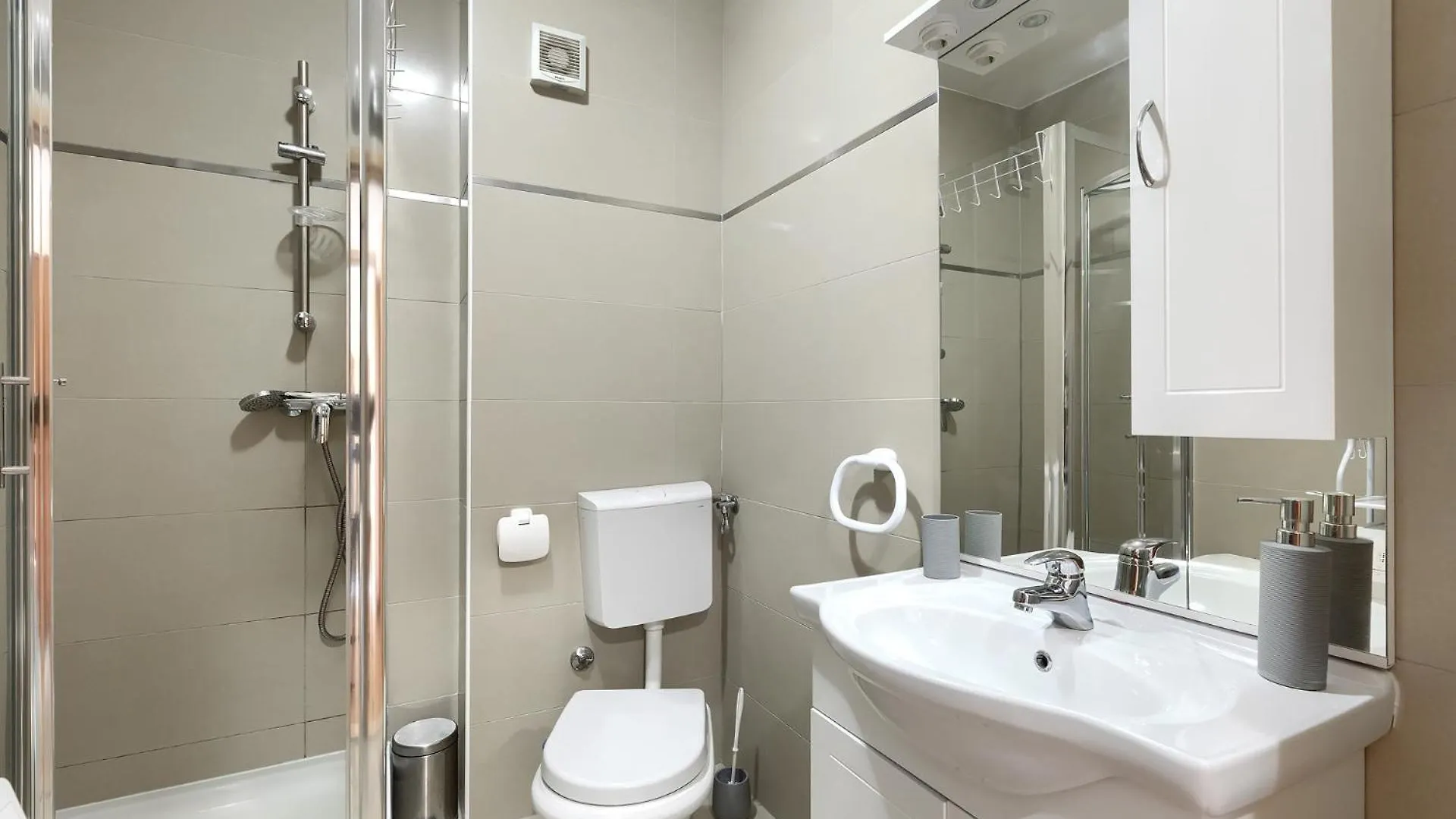 Peach Apartment Pula